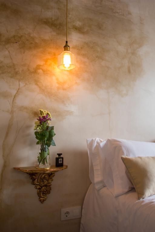 Eva Recommends Sentencia * Sevilla